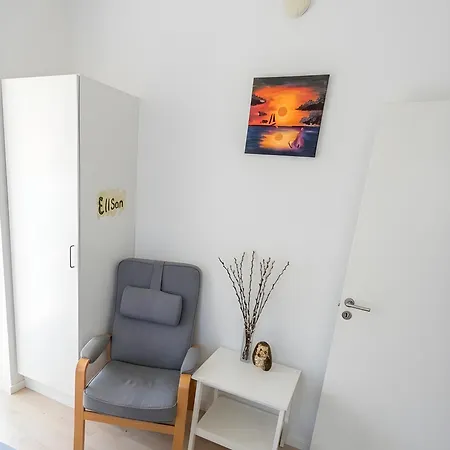 Lejlighed Cozy Modern Townhouse - 30 Minutes To Centre - Free Parking Bagsvard